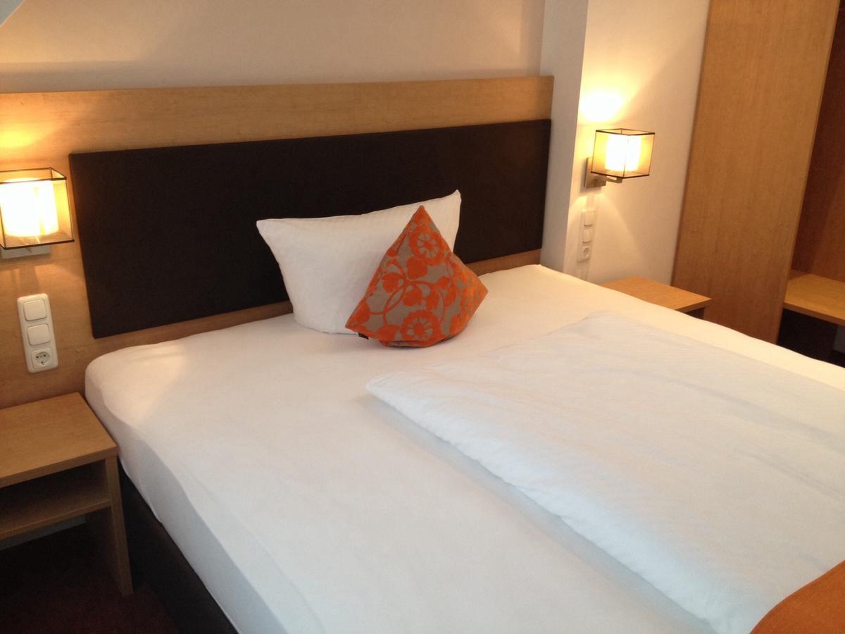 Hotel Sarah Heinsberg  Kültér fotó